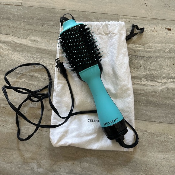 Revlon One-Step Limited Edition Hair Dryer & Volumizer - Picture 2 of 3